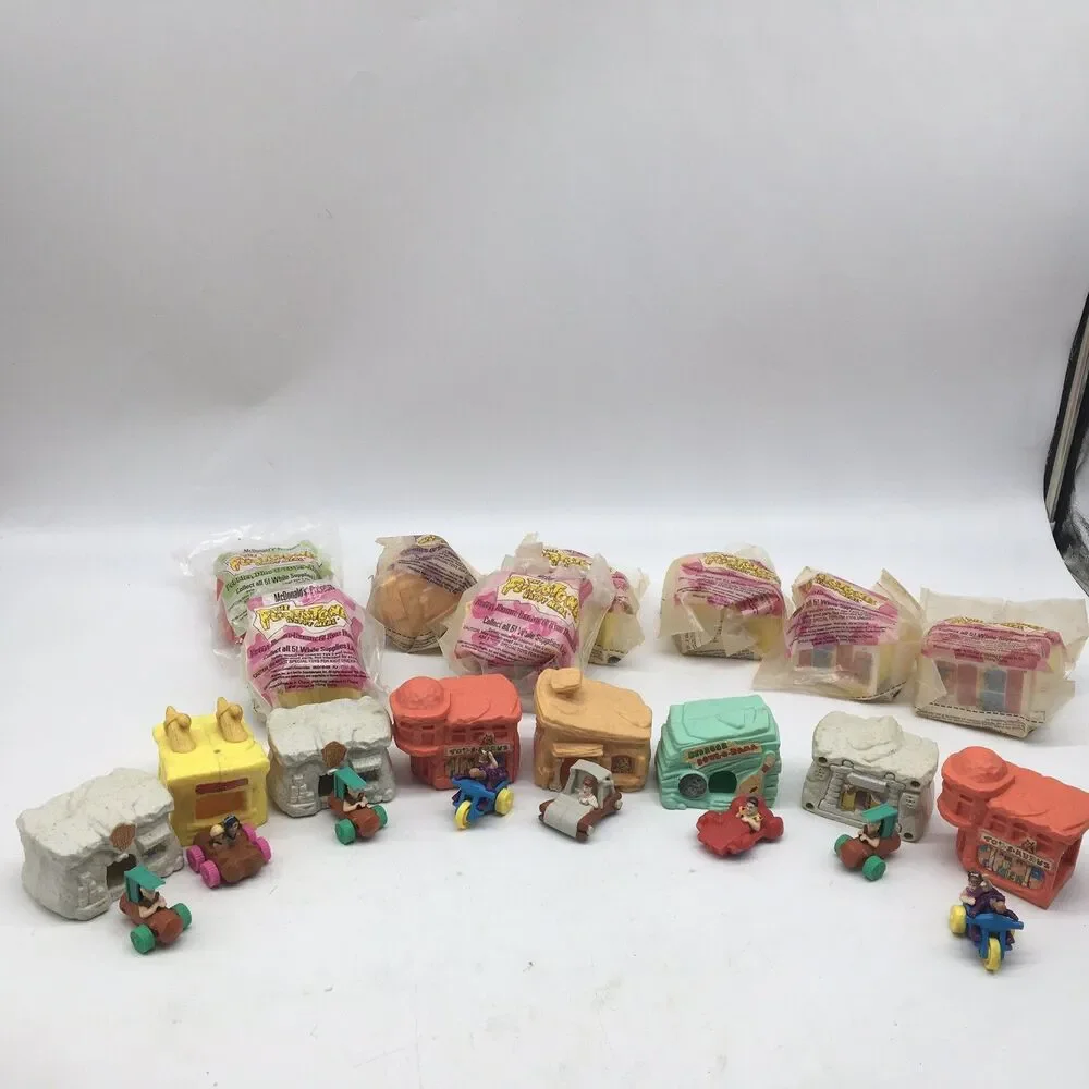 1993 McDonald's The Flintstones Toys Complete Set Of  16 (8 New) Cake Toppers
